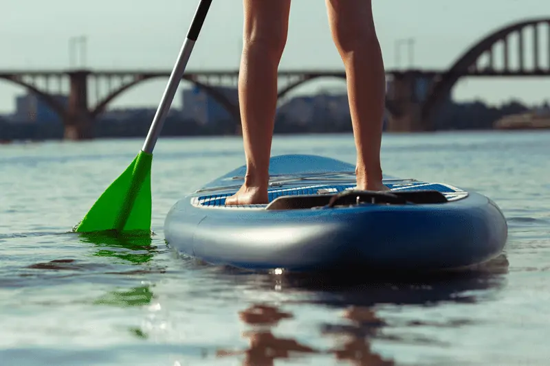 how to keep balance on paddle board